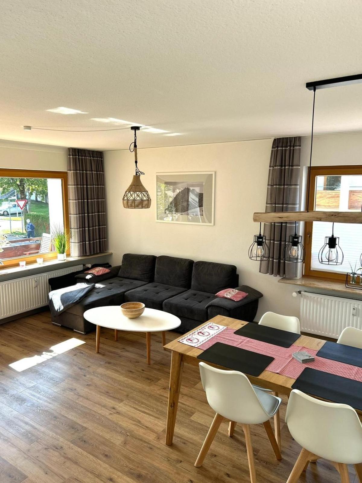 Staufenhirsch Apartment اوبرستوفن المظهر الخارجي الصورة